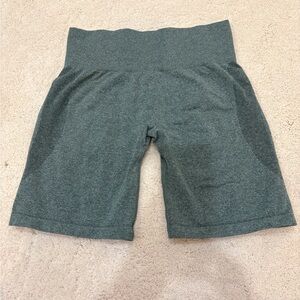 NVGTN Green Biker Shorts Size Medium